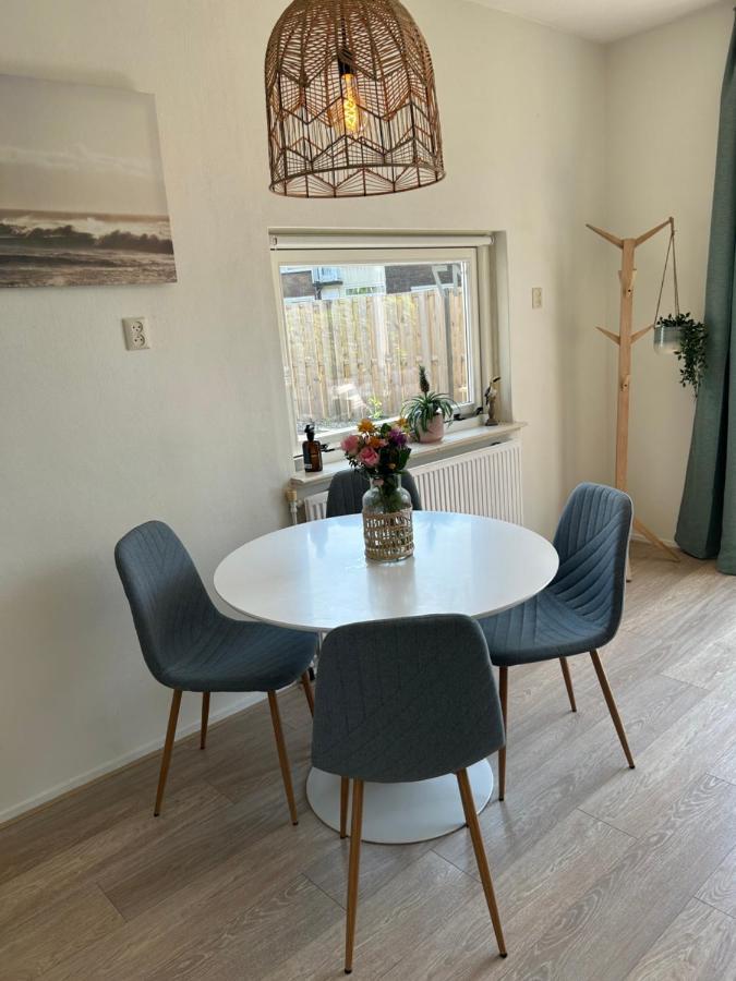 Amsterdam Beach Apartment 17, Incl Parking + Garden Zandvoort Esterno foto