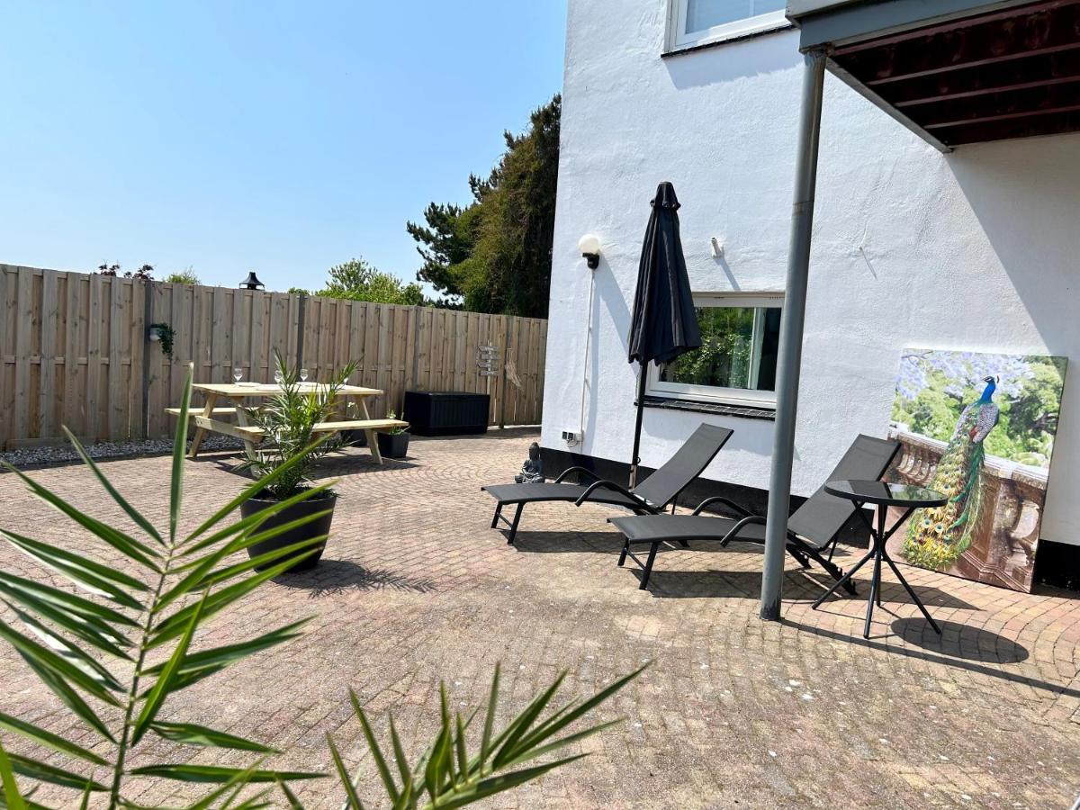 Amsterdam Beach Apartment 17, Incl Parking + Garden Zandvoort Esterno foto