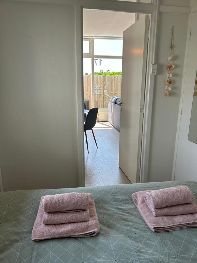 Amsterdam Beach Apartment 17, Incl Parking + Garden Zandvoort Esterno foto