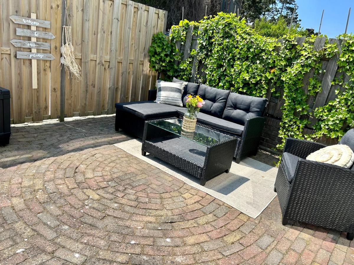 Amsterdam Beach Apartment 17, Incl Parking + Garden Zandvoort Esterno foto