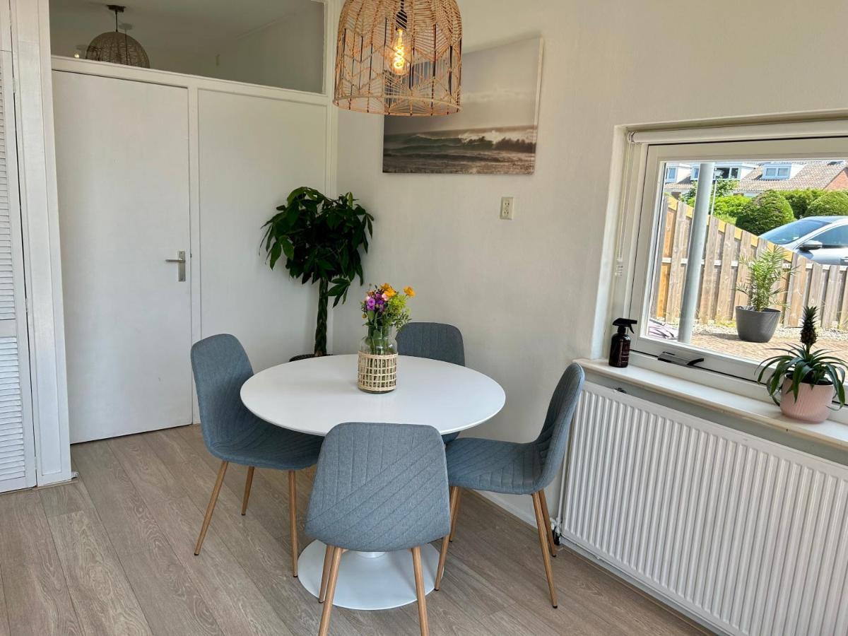Amsterdam Beach Apartment 17, Incl Parking + Garden Zandvoort Esterno foto